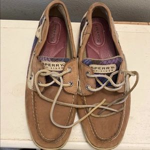 Sperry sliders